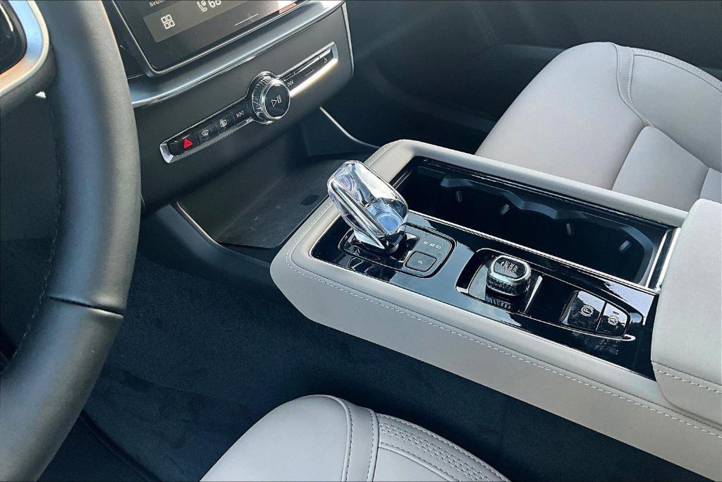 new 2026 Volvo XC90 car, priced at $72,625