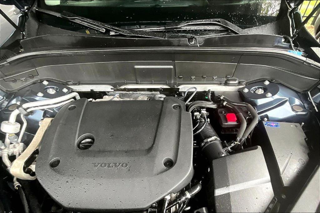 new 2025 Volvo XC90 car, priced at $76,875