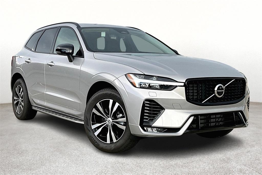new 2025 Volvo XC60 car, priced at $52,060