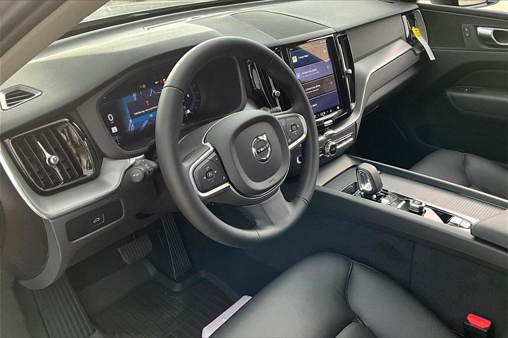 new 2025 Volvo XC60 car, priced at $52,060