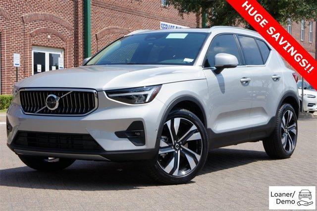 new 2023 Volvo XC40 car, priced at $41,000