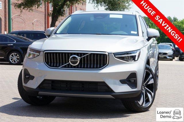 new 2023 Volvo XC40 car, priced at $41,000