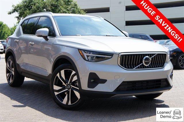 new 2023 Volvo XC40 car, priced at $41,000