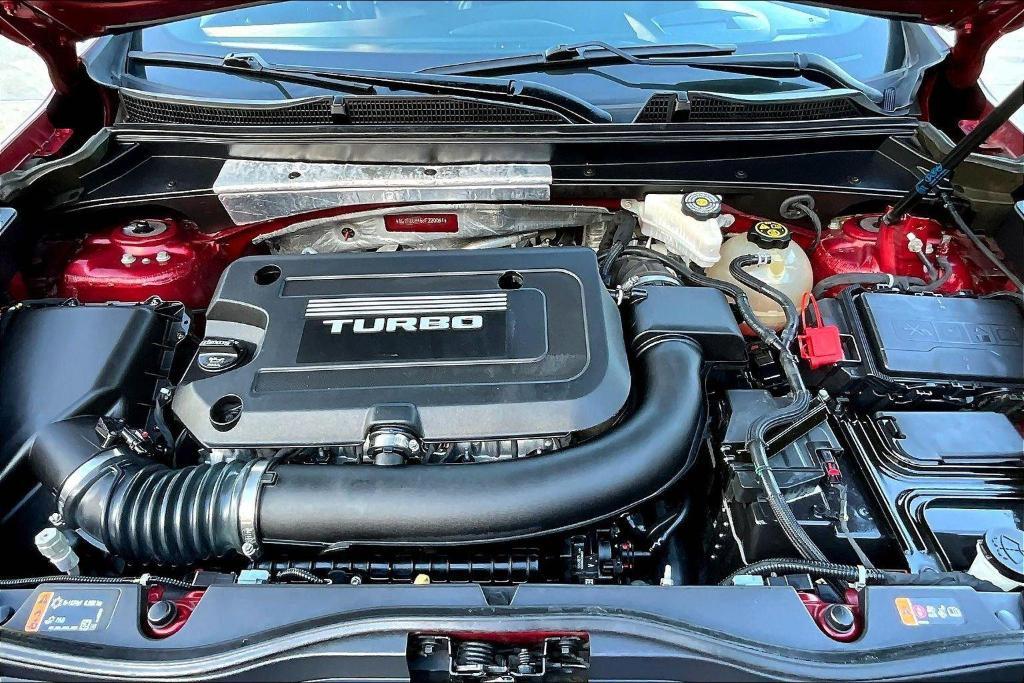 used 2019 Cadillac XT4 car, priced at $18,760