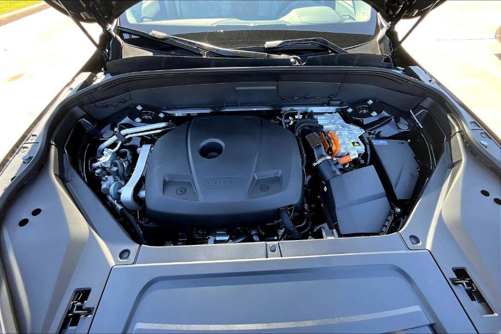 new 2025 Volvo XC90 Plug-In Hybrid car, priced at $57,515