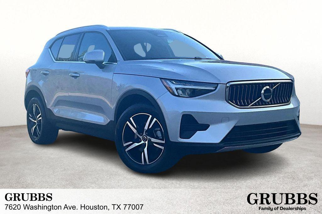 used 2025 Volvo XC40 car, priced at $27,640