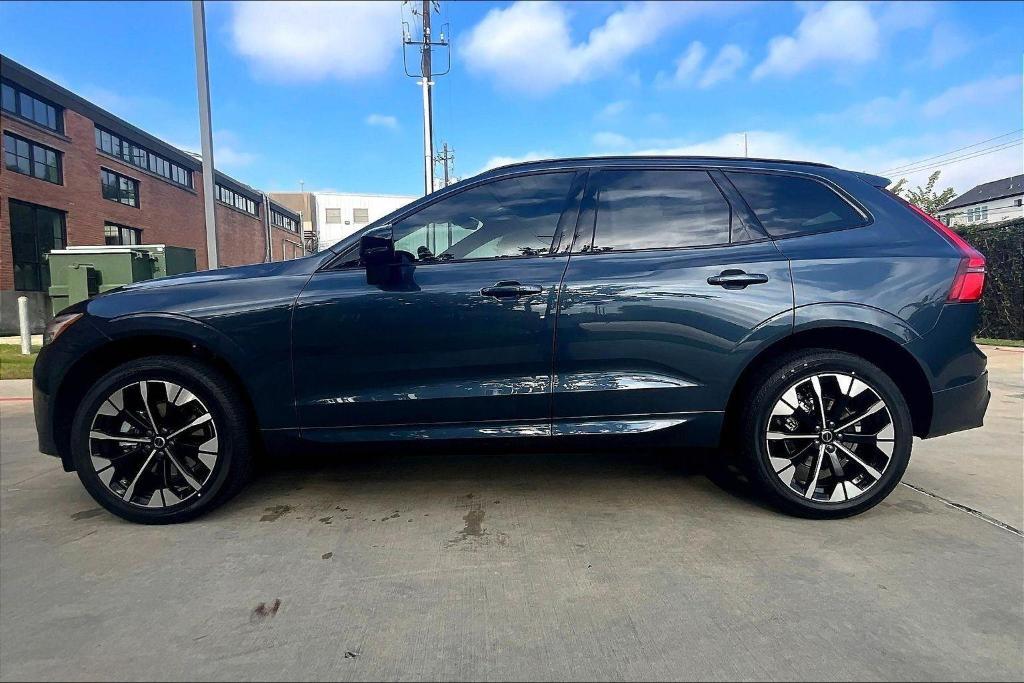 new 2026 Volvo XC60 car, priced at $57,985