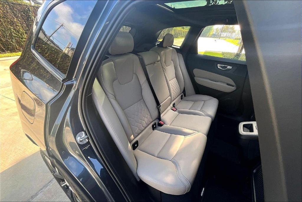 new 2026 Volvo XC60 car, priced at $57,985