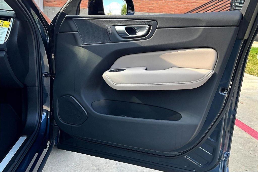 new 2026 Volvo XC60 car, priced at $57,985