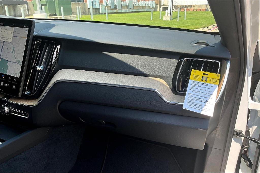 new 2026 Volvo XC60 car, priced at $57,985