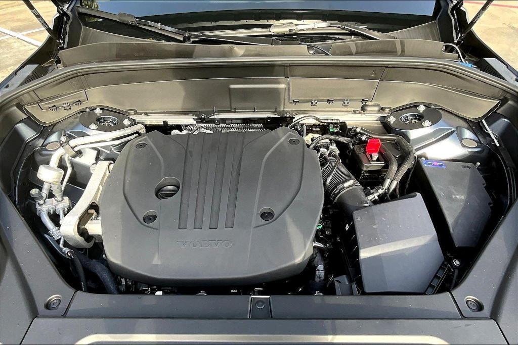 new 2025 Volvo XC90 car, priced at $68,245