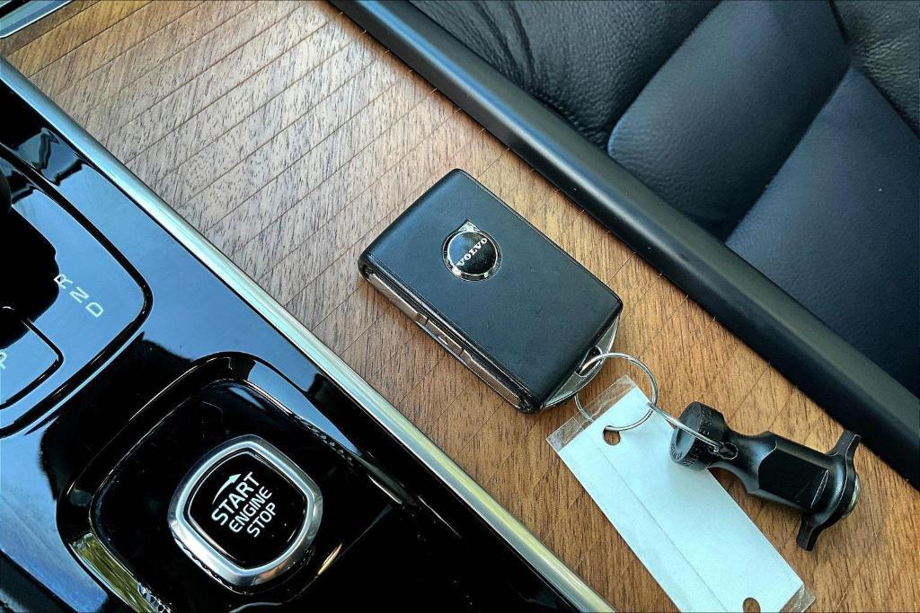 used 2025 Volvo XC90 car, priced at $44,434