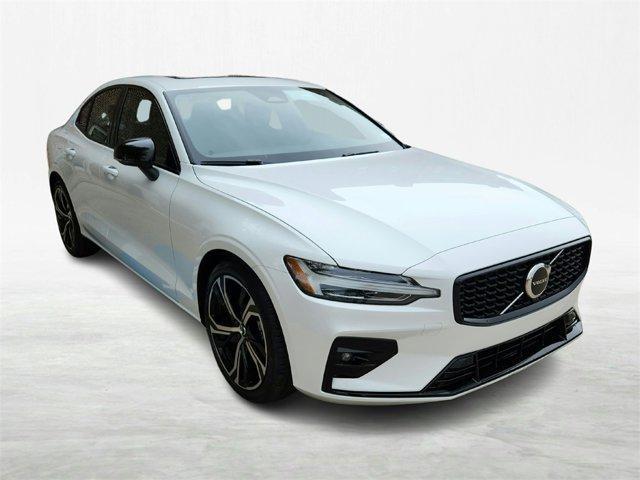 new 2024 Volvo S60 car, priced at $40,870