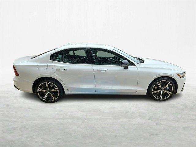 new 2024 Volvo S60 car, priced at $40,870