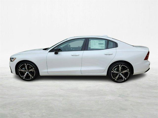 new 2024 Volvo S60 car, priced at $39,998