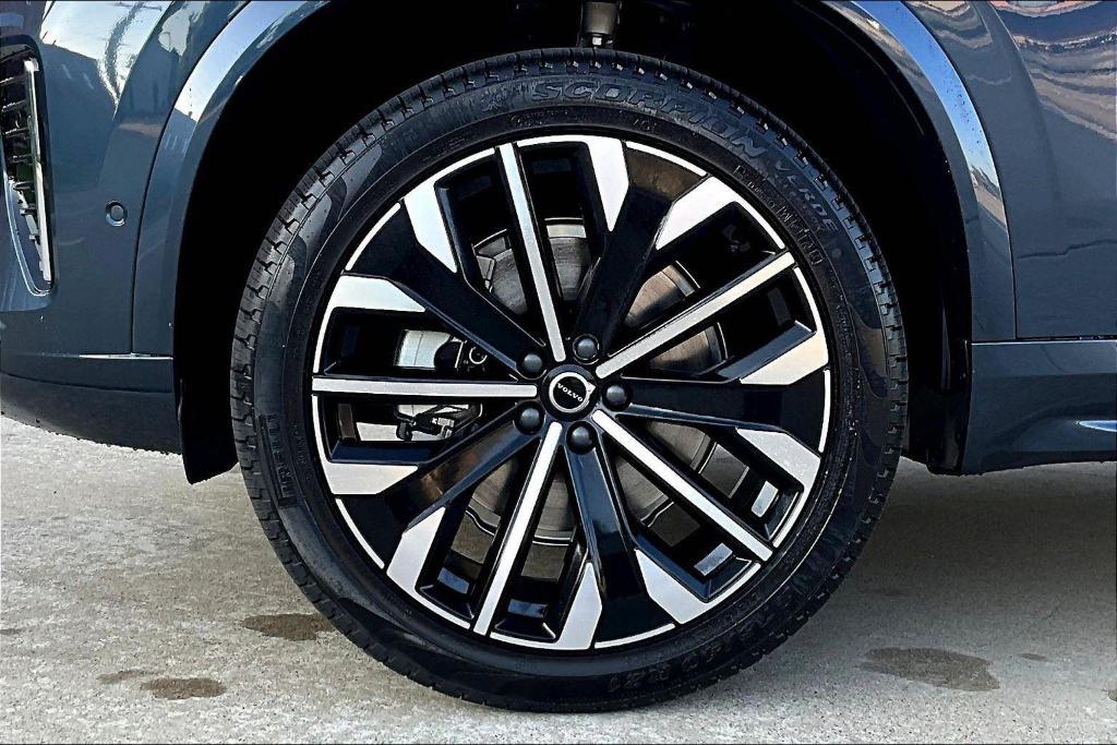 new 2026 Volvo XC90 car, priced at $72,325