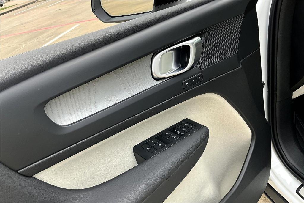 new 2026 Volvo XC40 car, priced at $50,150