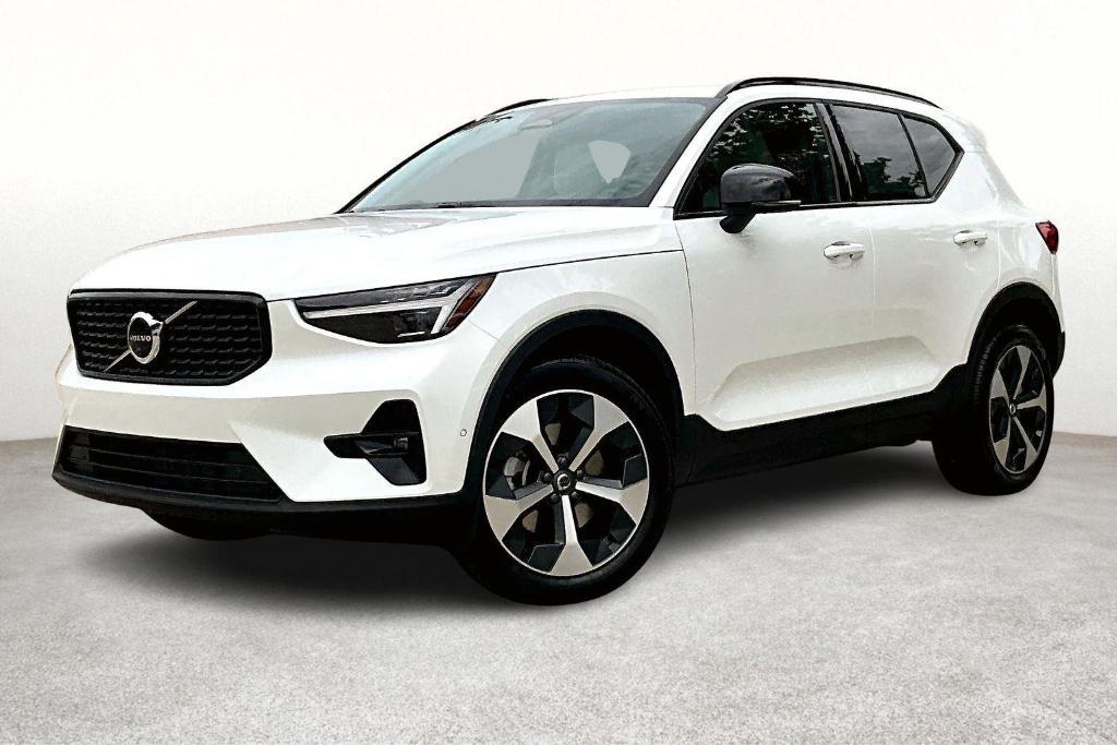 new 2026 Volvo XC40 car, priced at $50,150