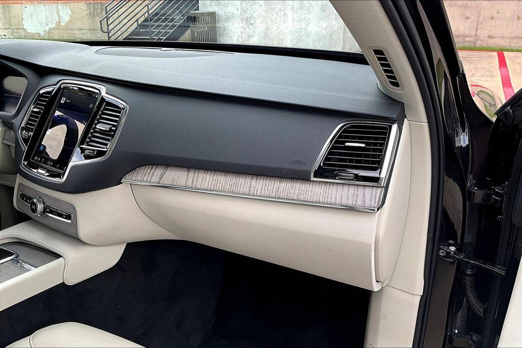 used 2024 Volvo XC90 Recharge Plug-In Hybrid car, priced at $42,463