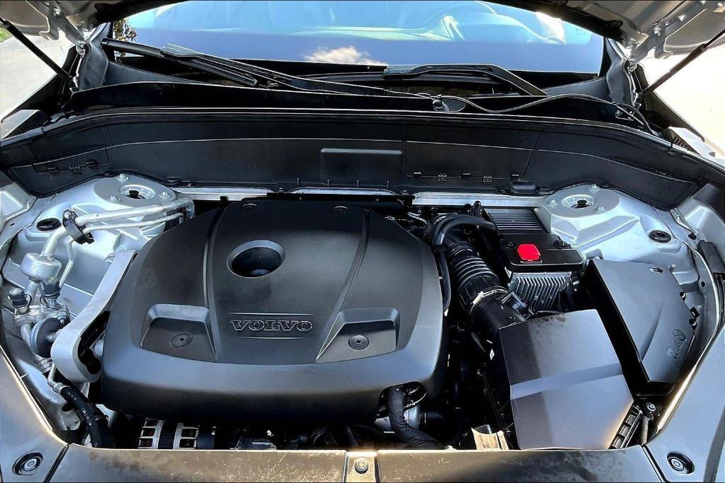used 2020 Volvo XC90 car, priced at $23,956