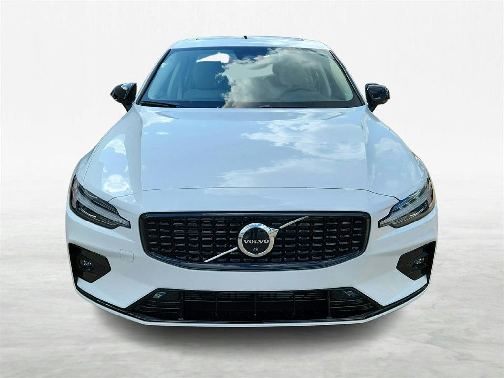 new 2024 Volvo S60 car, priced at $45,889