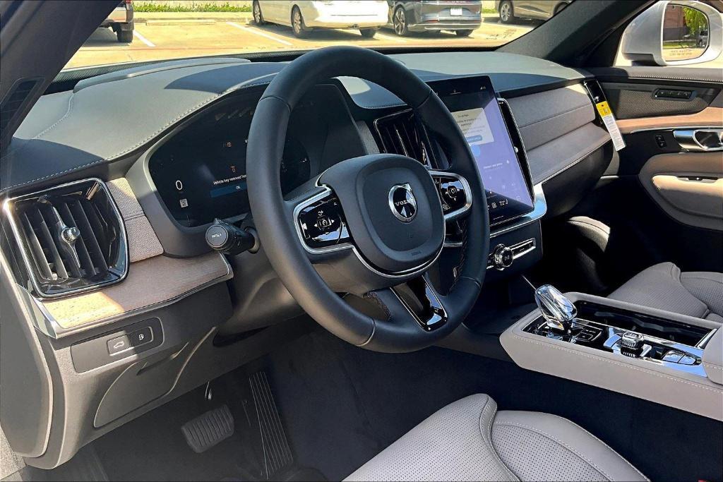 new 2025 Volvo XC90 Plug-In Hybrid car, priced at $68,905