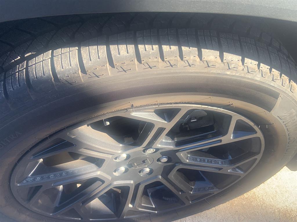 used 2023 Toyota Highlander car, priced at $39,500