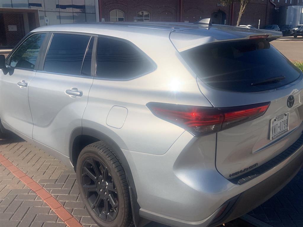 used 2023 Toyota Highlander car, priced at $39,500