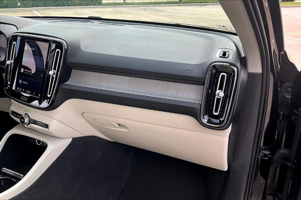 used 2024 Volvo XC40 car, priced at $36,951