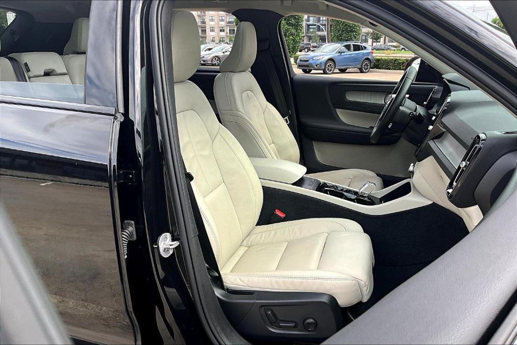 used 2024 Volvo XC40 car, priced at $36,951