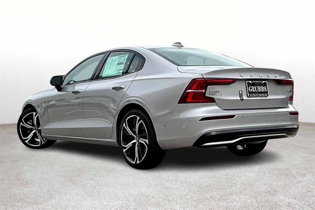 new 2024 Volvo S60 car, priced at $47,899