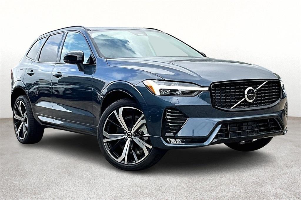 new 2025 Volvo XC60 car, priced at $62,435