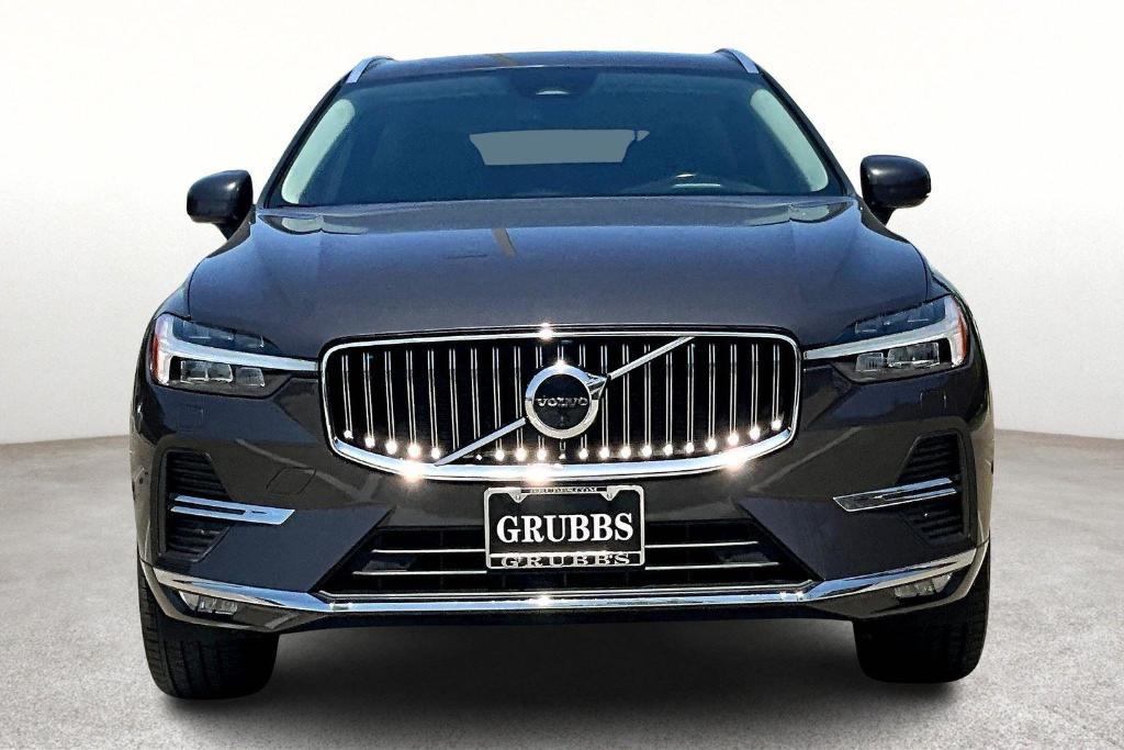 used 2022 Volvo XC60 car, priced at $37,995
