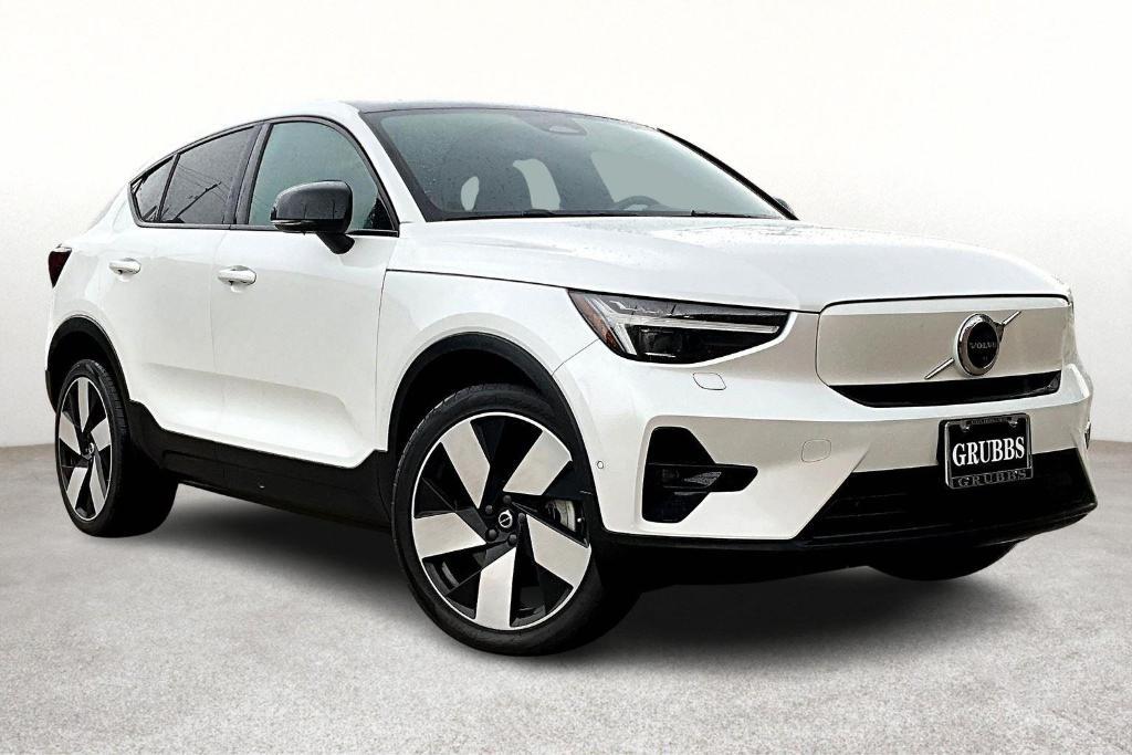 used 2023 Volvo C40 Recharge Pure Electric car, priced at $28,206