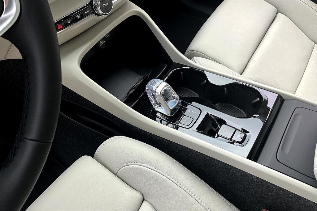 new 2026 Volvo XC40 car, priced at $50,150
