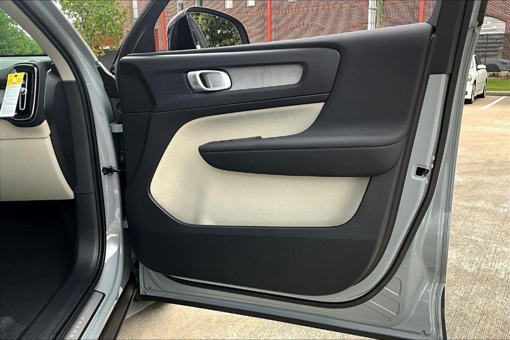new 2026 Volvo XC40 car, priced at $50,150