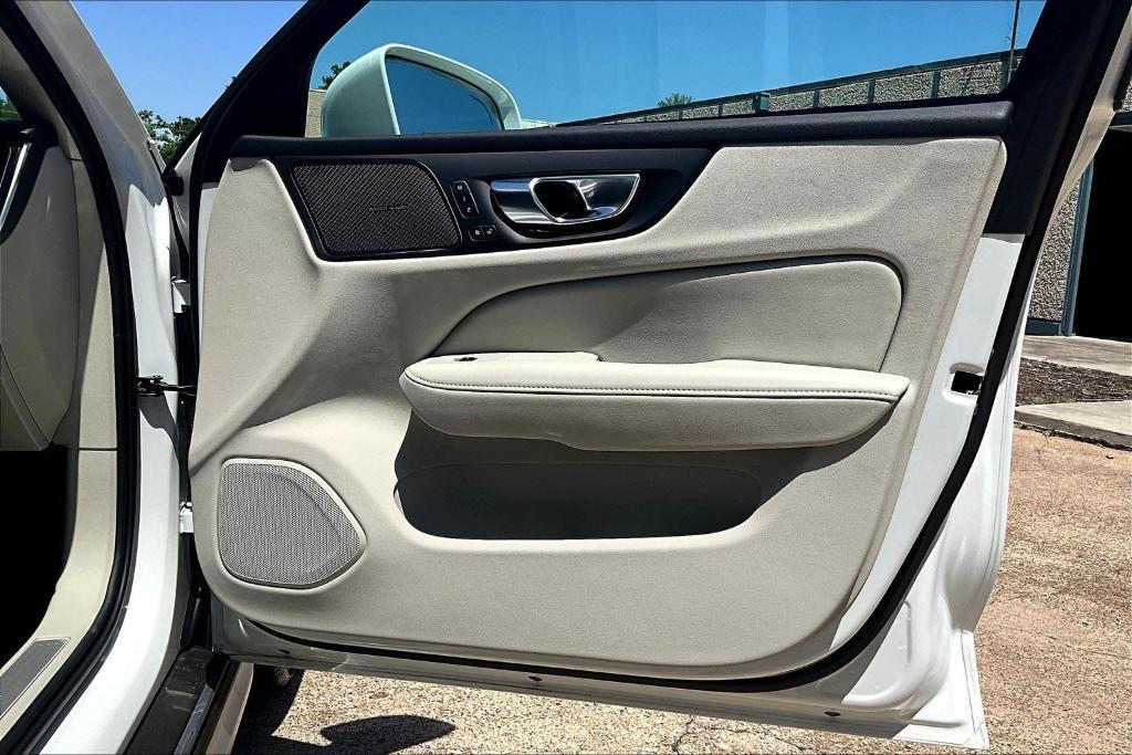 new 2025 Volvo V60 Cross Country car, priced at $53,805