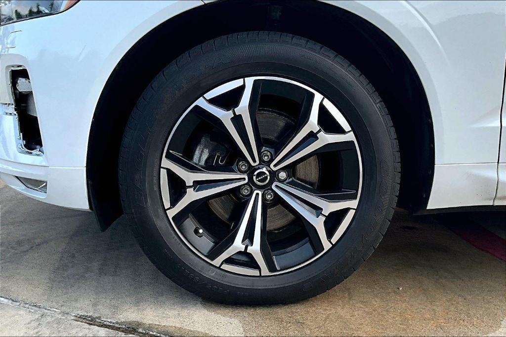used 2022 Volvo XC60 car, priced at $27,027