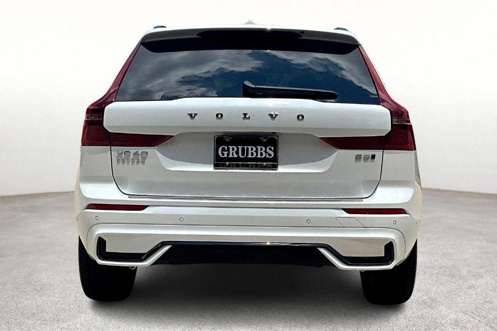 new 2026 Volvo XC60 car, priced at $57,985