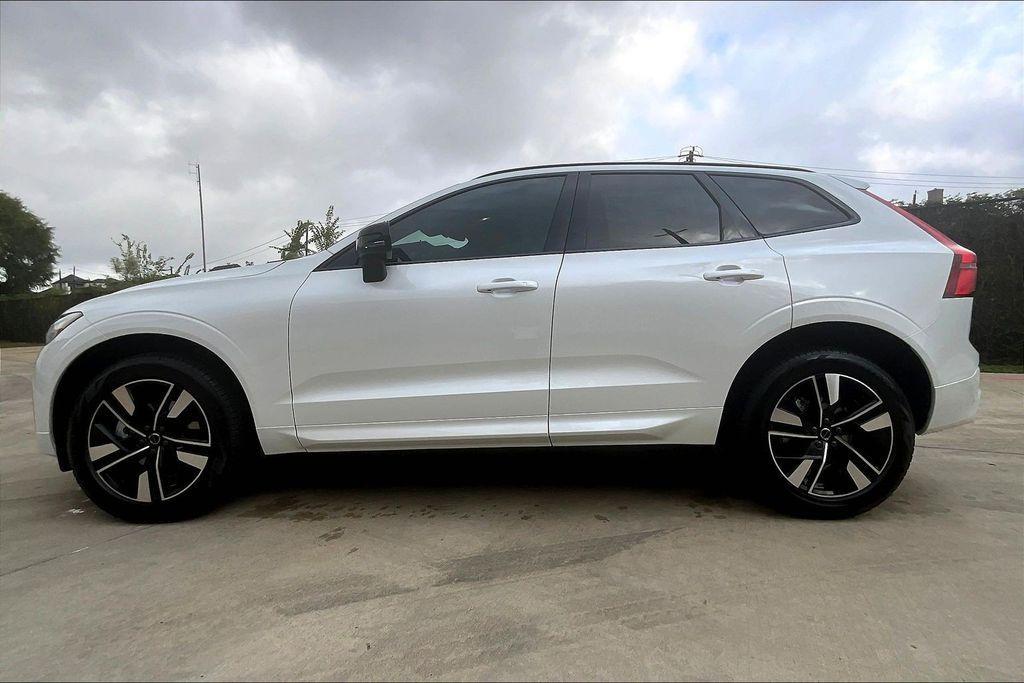 new 2026 Volvo XC60 car, priced at $51,795