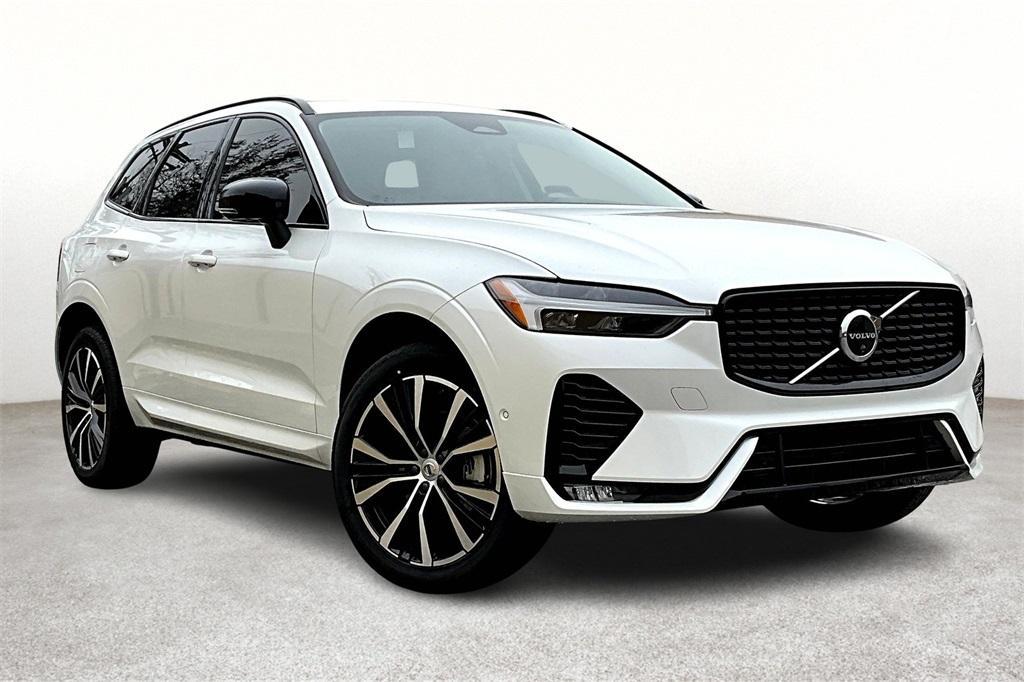 new 2025 Volvo XC60 car, priced at $56,380