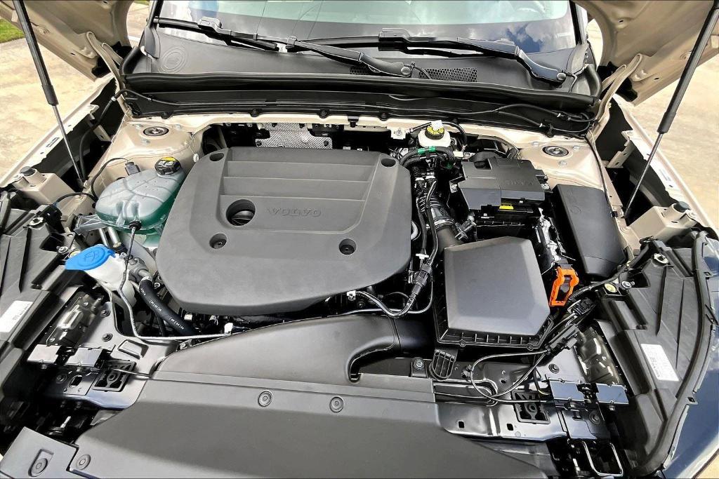 new 2026 Volvo XC40 car, priced at $45,195