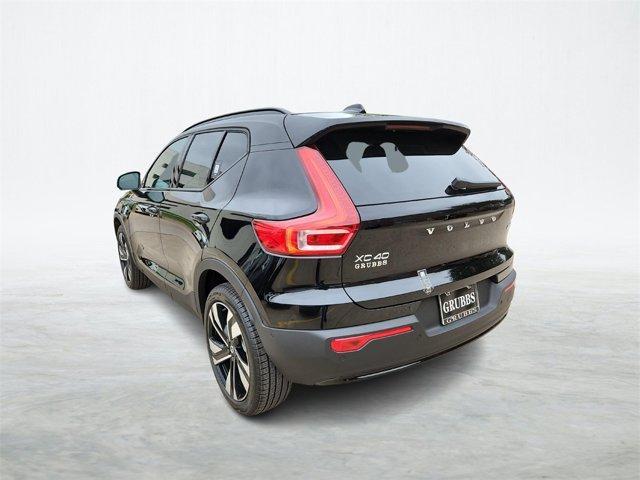 new 2024 Volvo XC40 car, priced at $45,550