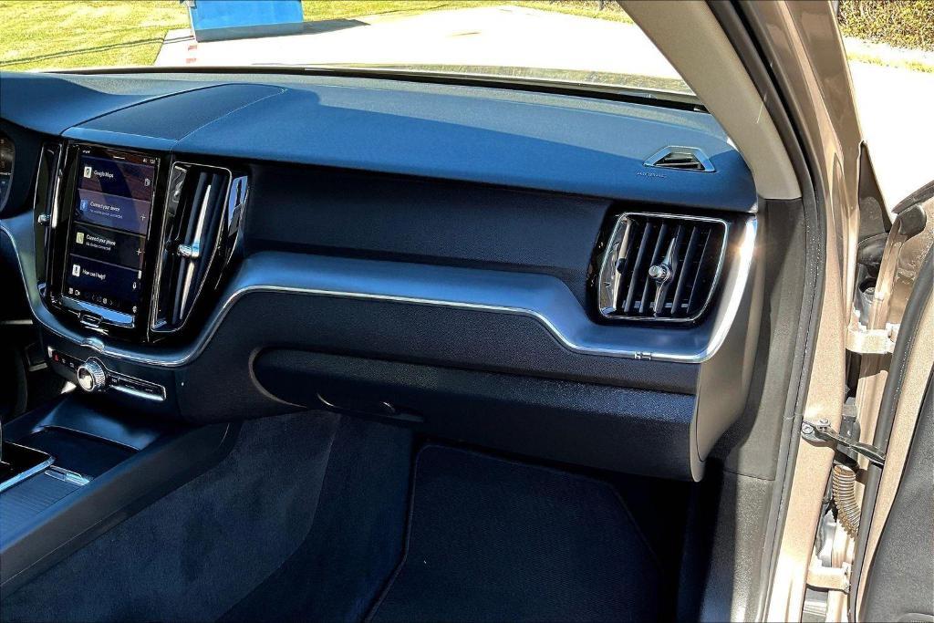 used 2025 Volvo XC60 car, priced at $31,370