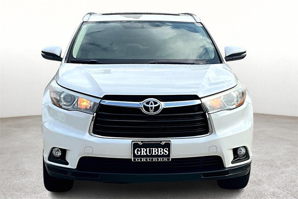 used 2015 Toyota Highlander car, priced at $17,671