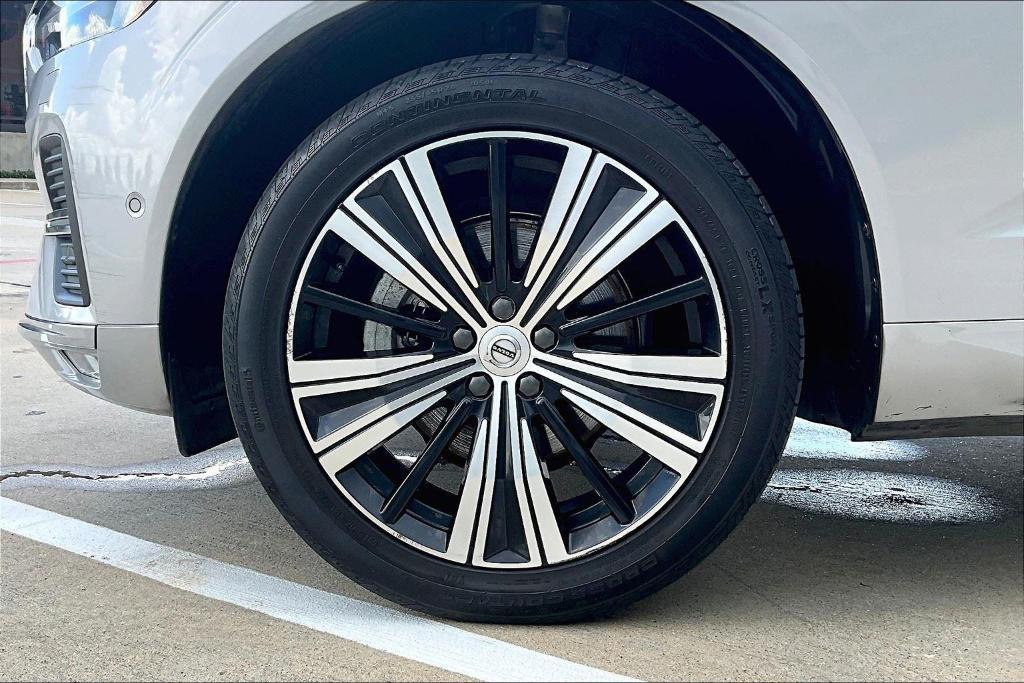 used 2023 Volvo XC60 car, priced at $36,117