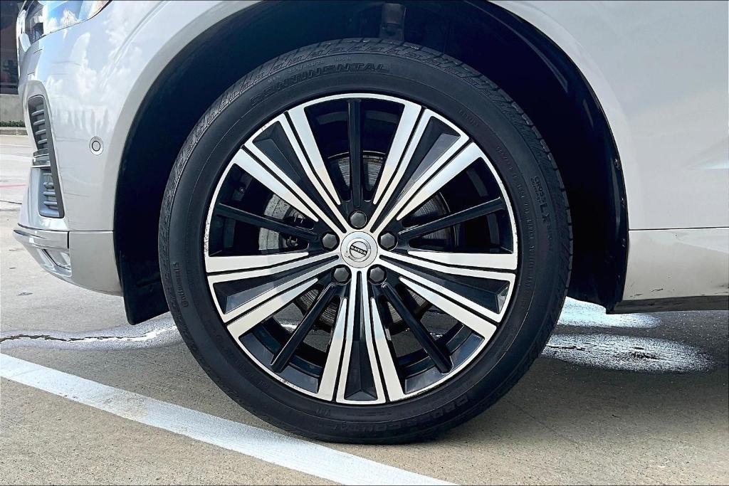 used 2023 Volvo XC60 car, priced at $33,891