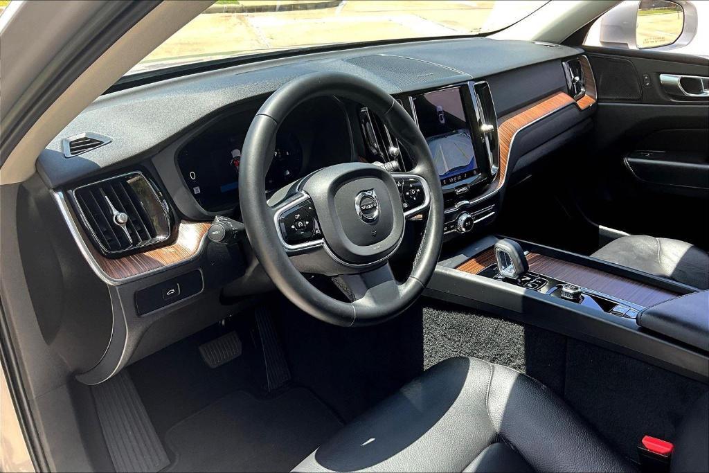 used 2023 Volvo XC60 car, priced at $36,117