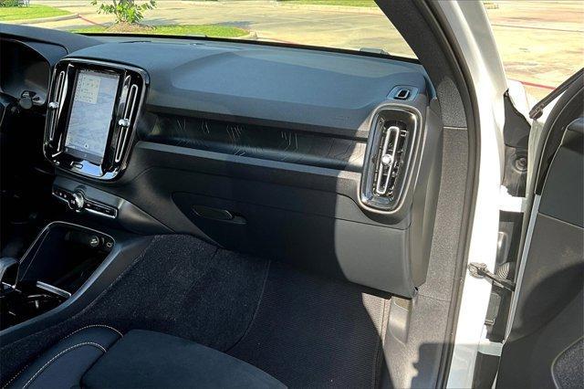 used 2023 Volvo C40 Recharge Pure Electric car, priced at $34,500