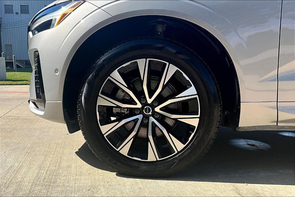 used 2025 Volvo XC60 car, priced at $39,128